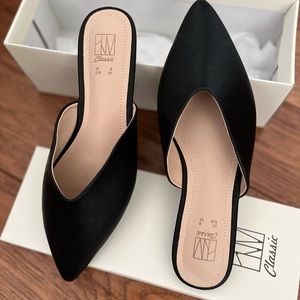 Black Mules, leather slides. Shoes size 8